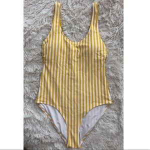 🧡NWOT - H&M Striped Yellow & White One Piece